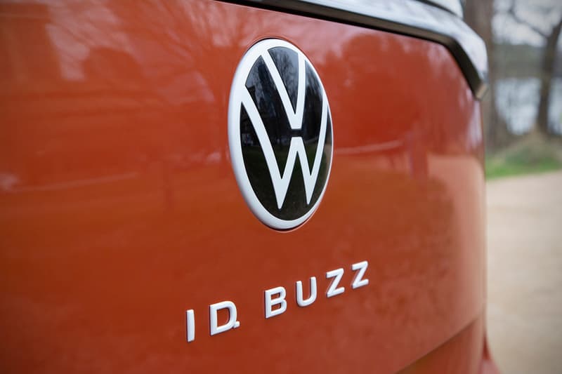 Volkswagen ID. Buzz Electric Mini Bus Closer Look dub bus van VW