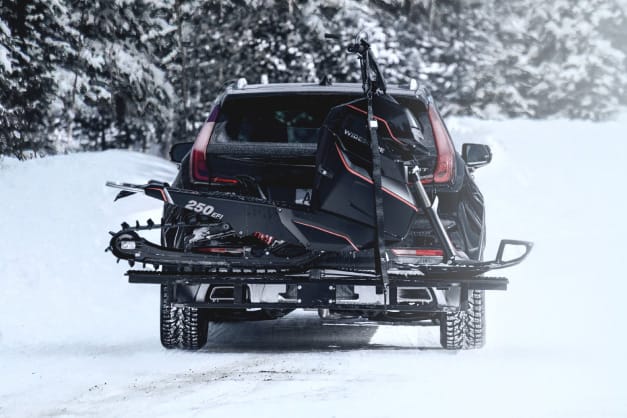 Widescape's WS250 Is an Agile Stand-Up Snowmobile