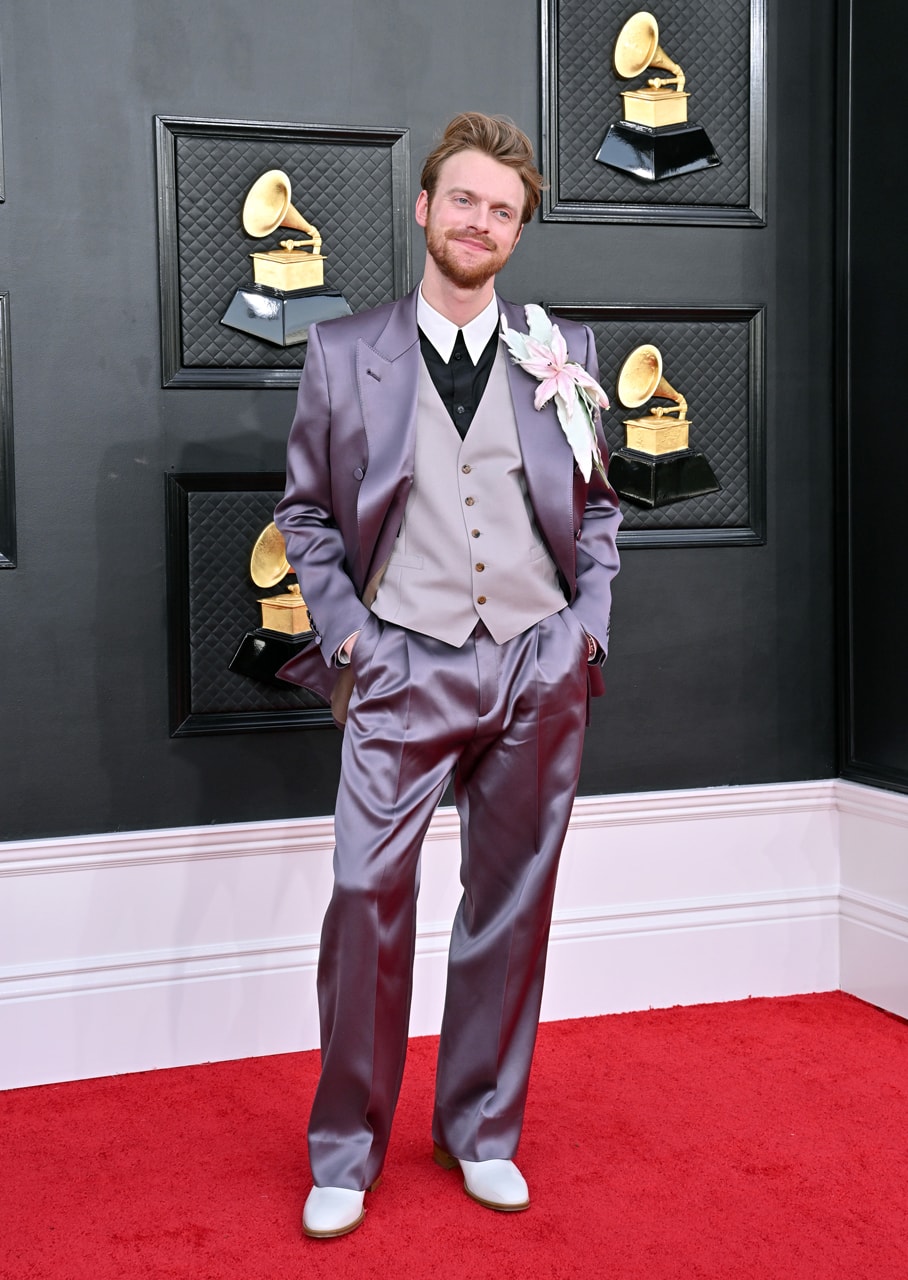 2022 GRAMMYs Red Carpet Fashion Mens Bare Chest Pearls and Luxe Street Style