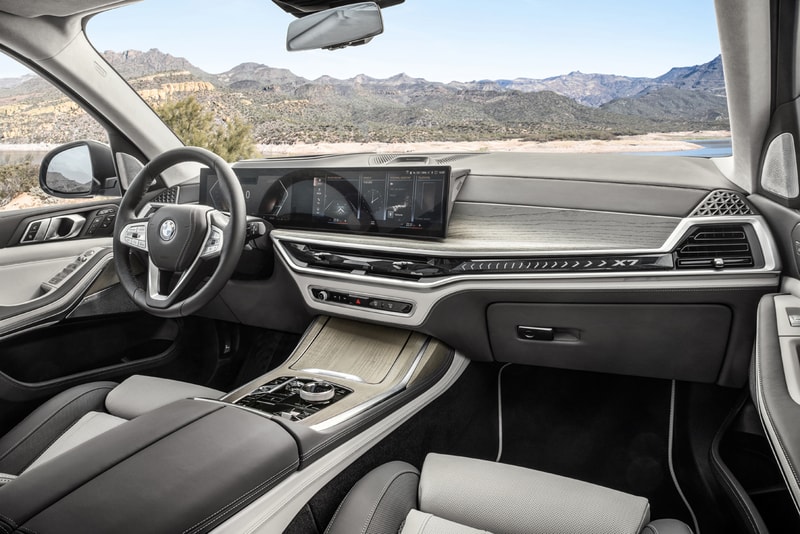 2023 BMW X7 SUV First Look M60i M Division Luxury German Execute Cars Redesign Facelift 