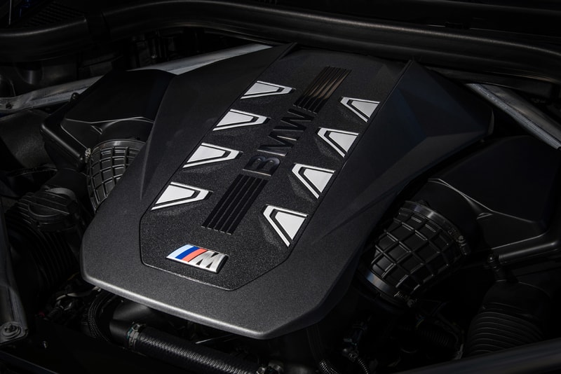 2023 BMW X7 SUV First Look M60i M Division Luxury German Execute Cars Redesign Facelift 