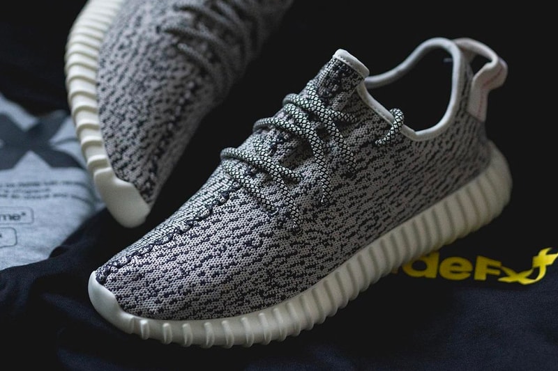 adidas YEEZY BOOST 350 Turtle Dove 2022 Re-Release Detailed Look Info AQ4832 Date Buy Price 
