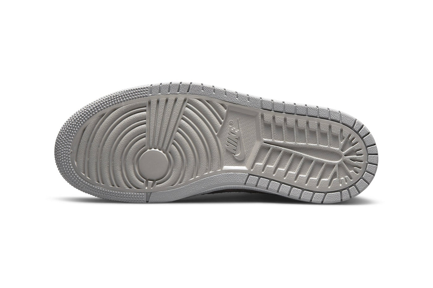 Air Jordan 1 Zoom CMFT Metallic Silver Official Look Release Info CT0979-003 Date Buy Price