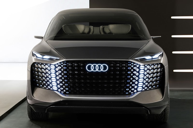 audi urbansphere concept 2022 China traffic megacity largest interior space swivel chairs autonomous retractable wheel glass minivan 