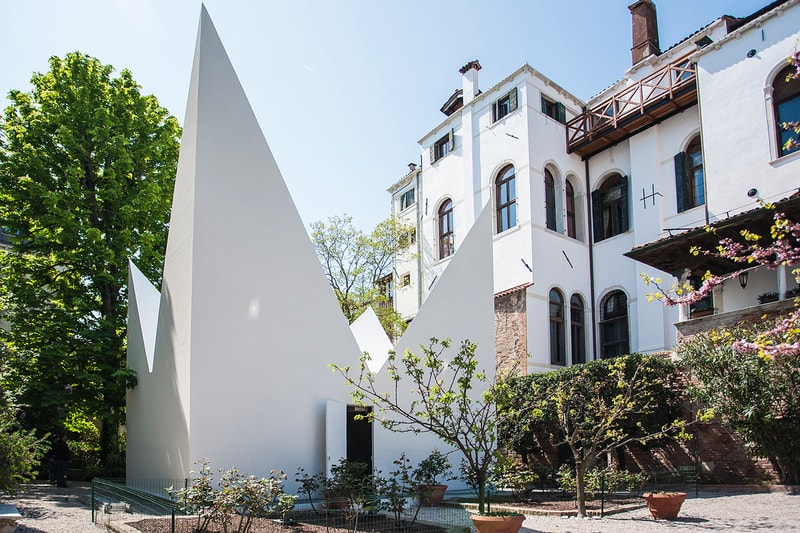 Stefano Boeri Installs Waterside Pavilion in Venice Hanji House Venice Bienalle 
