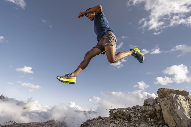 HOKA ONE ONE Speedgoat 5 Release Information trail shoe sneaker Blue Coral/Evening Primrose