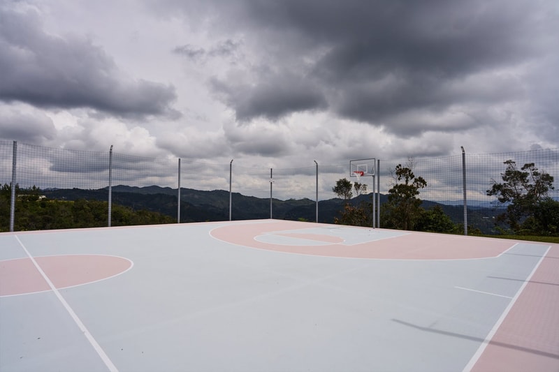J Balvin Shows off His Mountainous Medellín Villa Cinco Sólidos Casa Aire reggaeton architecture contemporary mansion vista Takashi Murakami friendswithyou subtle japanese zen reggaeton
