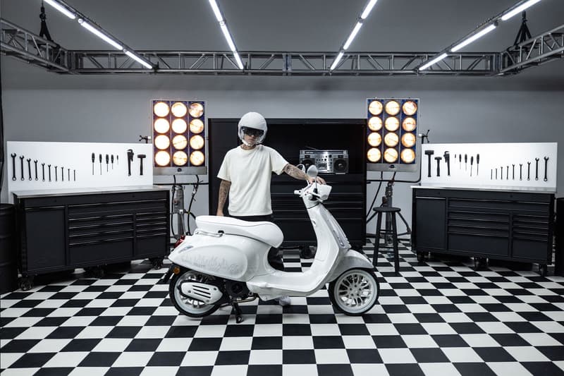 Justin Bieber e Vespa lançam novo modelo colaborativo desenhado pelo cantor pêssegos justiça cultura pop giorgio arman chrisian dior sean wotherspon europa moped