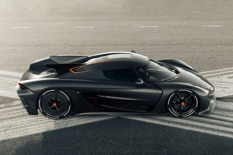 Koenigsegg reveals Jesko absolut hypercar prototype geneva 2022 fastest production road car ever 330 mph images