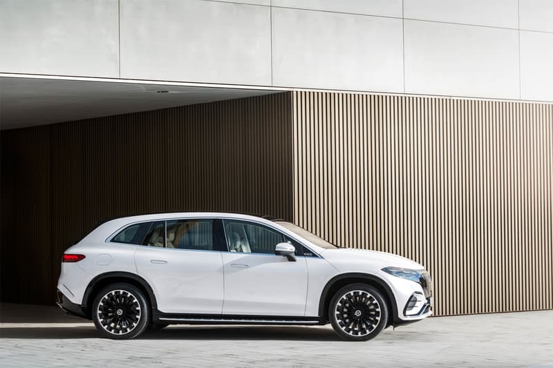 mercedes benz eqs electric suv ev vehicle all four wheel drive epa 2 platform
