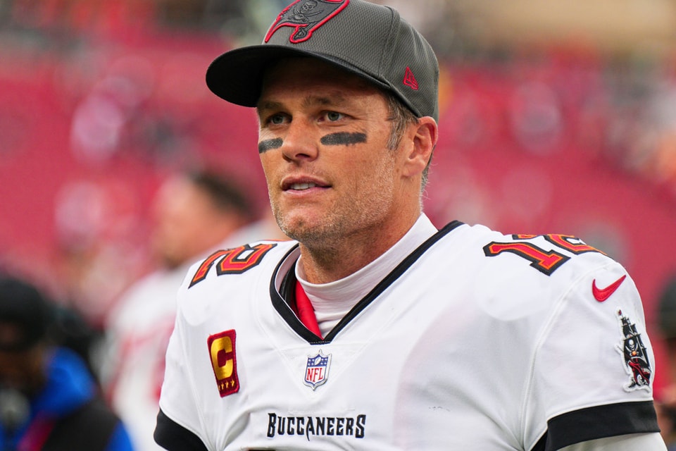 Tom Brady reaffirms his commitment to the Tampa Bay Buccaneers