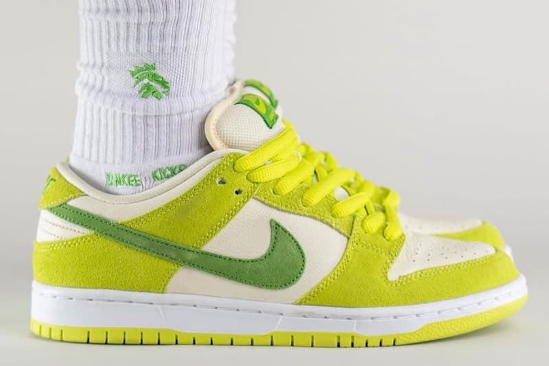 Nike SB low top nike sb Dunk Low "Green Apple" On-Foot Look | HYPEBEAST