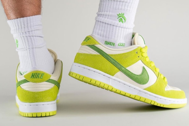 Nike SB Dunk Low Green Apple on foot look  DM0807-300 2022 fruity white release date info price 
