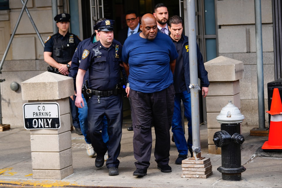 Painter Helps Police Arrest Brooklyn Subway Shooter