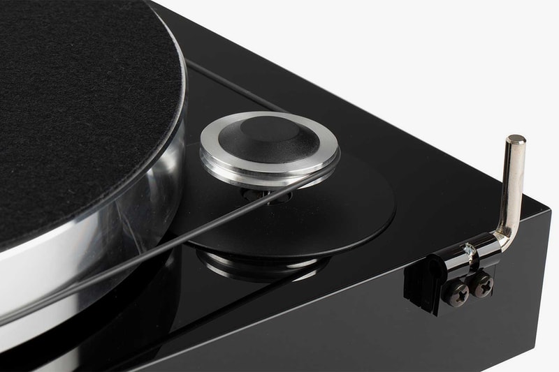 pro ject x8 turntable audio audiophile record player luxury premium sumiko moonstone cartridge