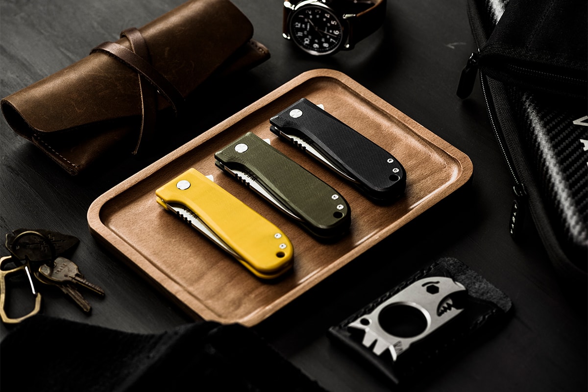 wesn edc everyday carry gear gadgets carabiner keychain wallet knives multitool billy chester sweden swedish design  