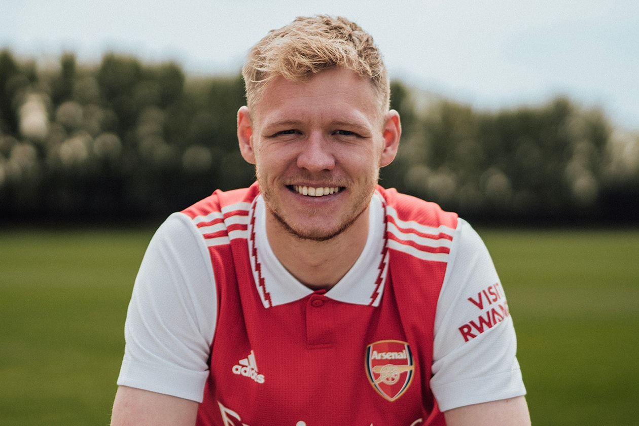 arsenal 2022/23 home kit interviews aaron ramsdale kieran tierney emile smith rowe interviews details information
