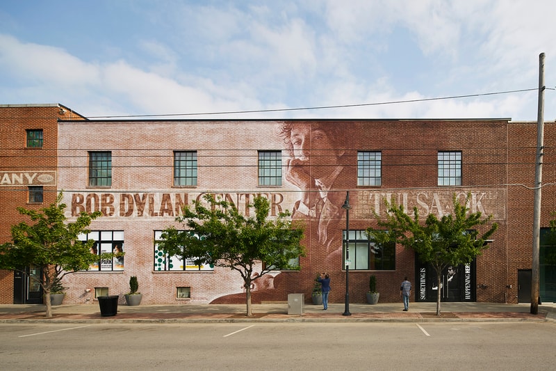 Olson Kundig Completes Major "Bob Dylan Center" in Tulsa