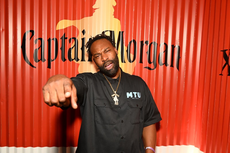 web3.0 web3 captain morgan spiced rum spice and ice happy hour conference superconference chain giveaway iced out merch