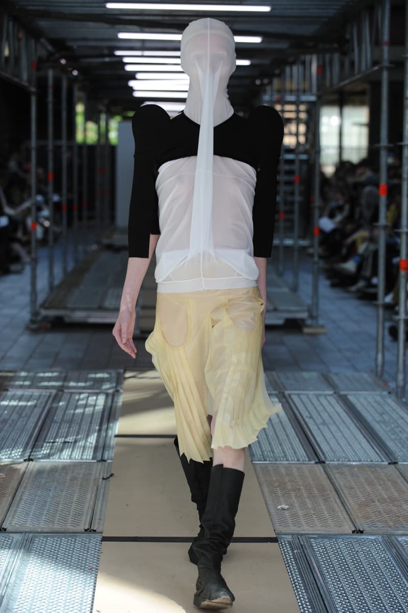 Central Saint Martins BAFCSM 2022 Graduate Show L'Oreal Professional Young Talent Award 2022 Alice Morell-Evans Emerging Designers