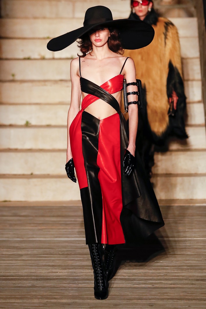 Gucci Cosmogonie Collection Resort 2023 Alessandro Michele Runway Review Look