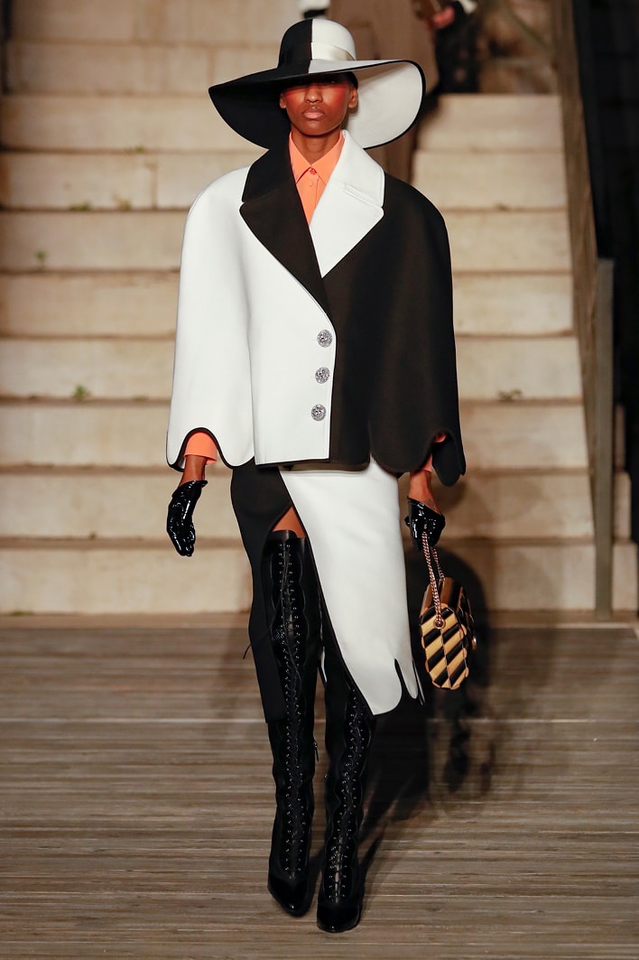 Gucci Cosmogonie Collection Resort 2023 Alessandro Michele Runway Review Look