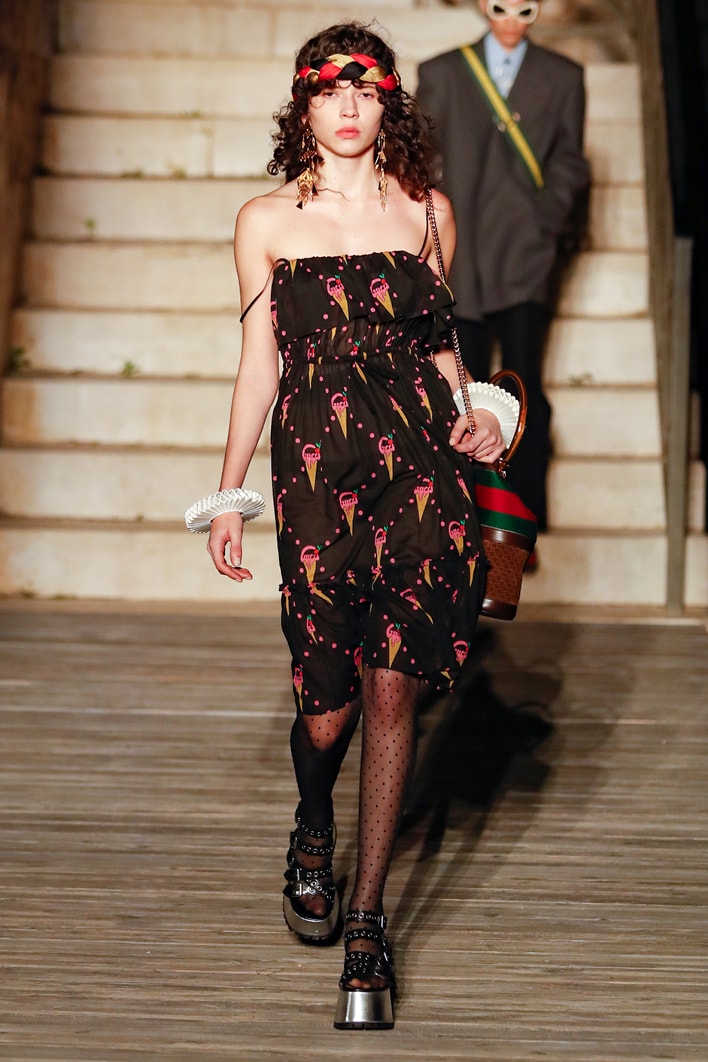 Gucci Cosmogonie Collection Resort 2023 Alessandro Michele Runway Review Look