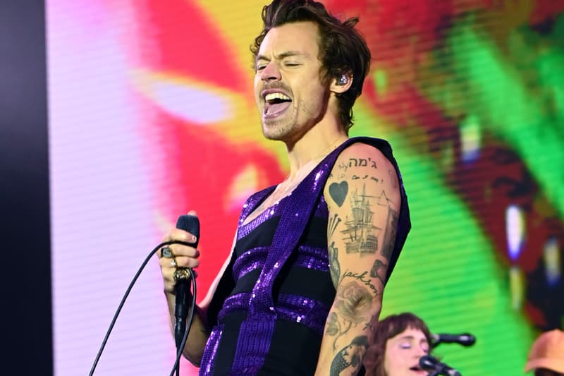 Harry Style's 'Harry's House' Debuts at No. 1 on the Billboard 200, Earning the Largest Album Sales Week of the Year one direction coachella new columbia records late night talking as it was oliva wilde