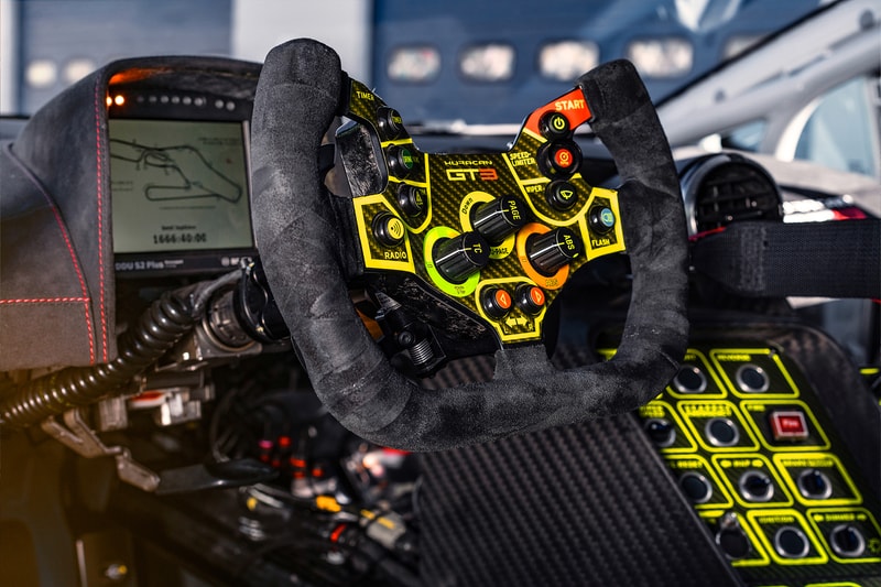 Lamborghini Squadra Corse Huracán STO GT3 EVO2 RWD info supercars racing Italian NA carbon exotic cars 