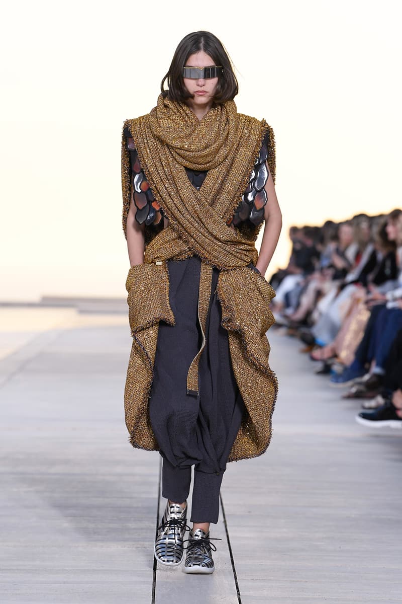 Louis Vuitton Cruise 2023 Show Was Held at The Salk Institute in San Diego