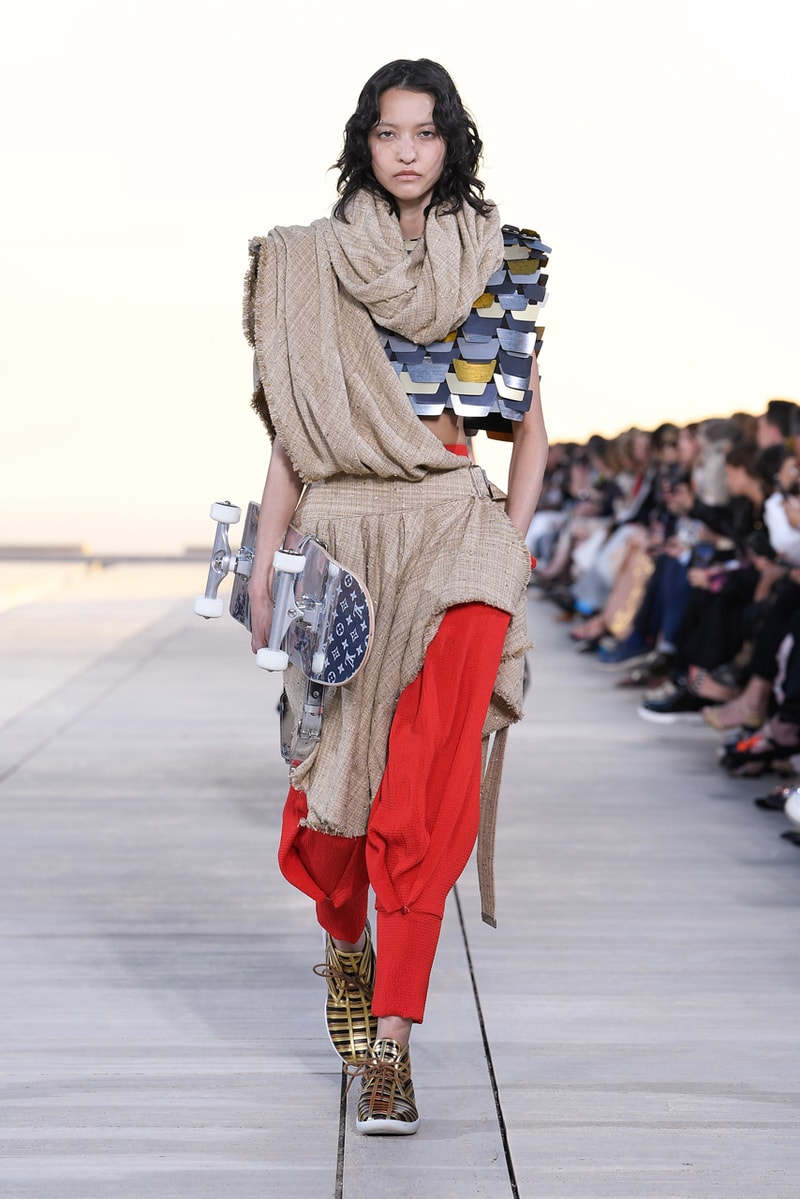 Louis Vuitton Cruise 2023 Show Was Held at The Salk Institute in San Diego