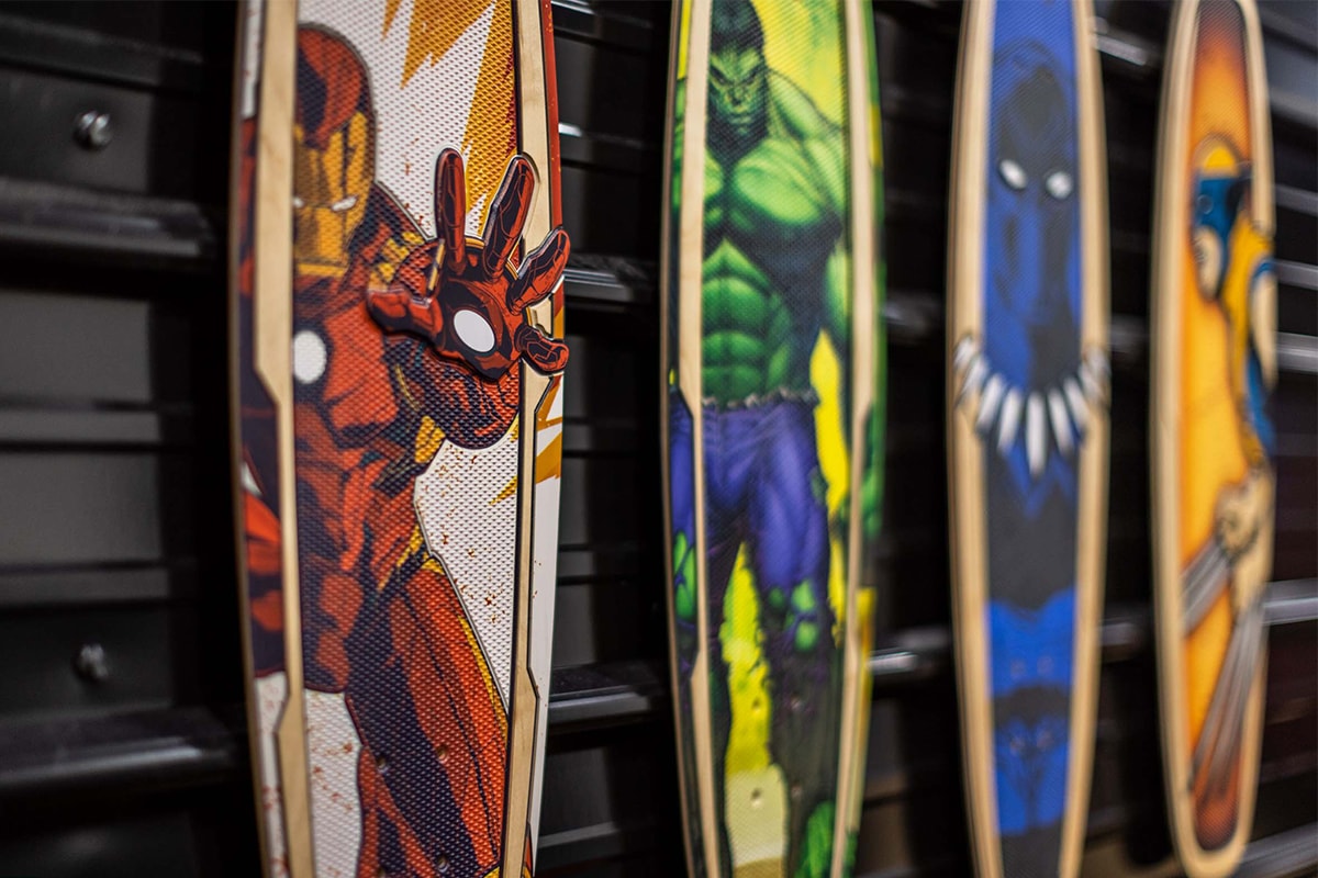 marvel studios comics entertainment bear walker hand crafted skateboards superheroes limited edition iron man hulk wolverine black panther collectibles 