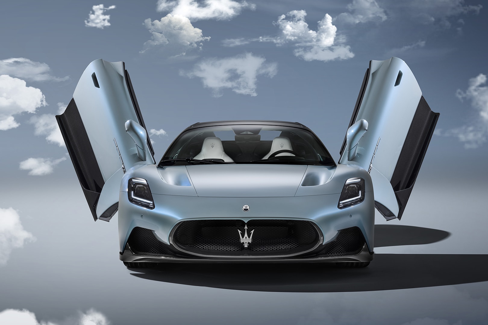 Maserati mc20 cielo unveiling news super cars italian convertible racing horsepower luxury Ferrari P8 spyder
