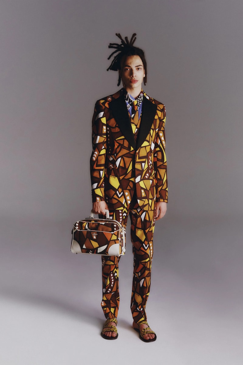 Moschino Mens Resort 2023 Collection Evokes a Kaleidoscopic Trip Down Memory Lane with 1970s Inspo