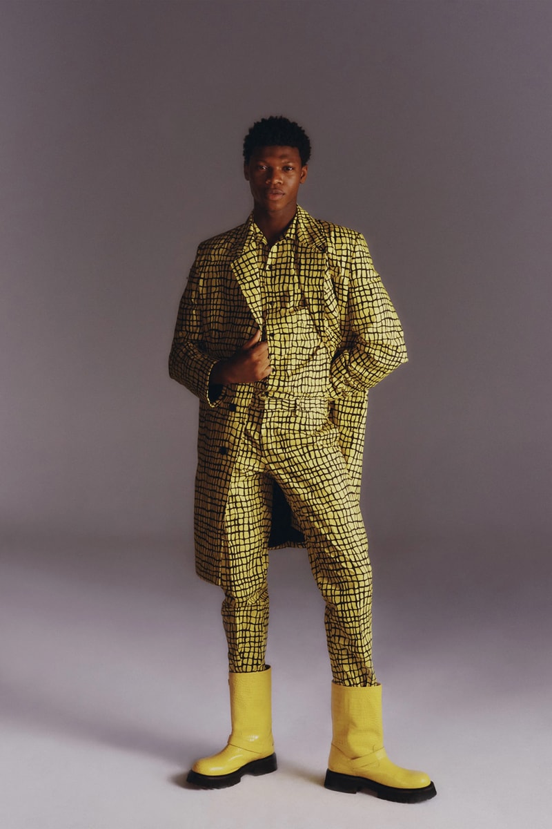 Moschino Mens Resort 2023 Collection Evokes a Kaleidoscopic Trip Down Memory Lane with 1970s Inspo