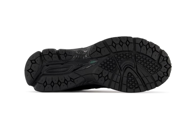 New Balance 2002R Hiking Pack Black Official Look Release Info M2002RWN