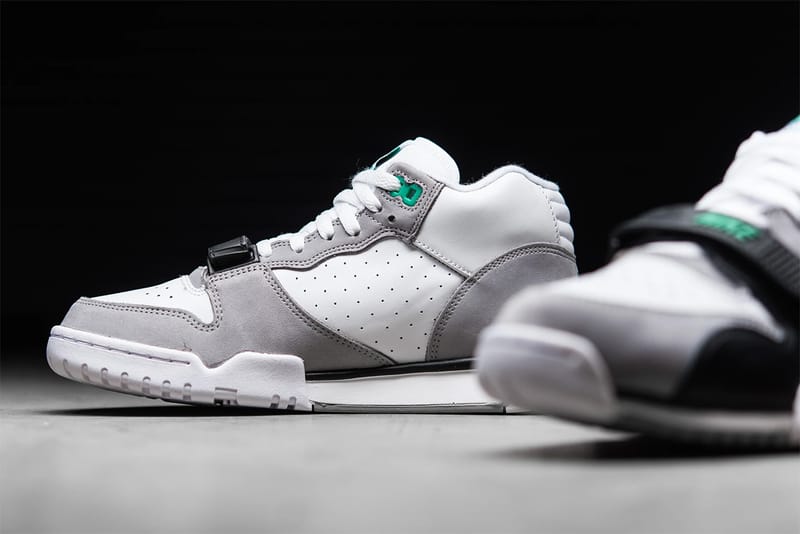 nike air trainer retro