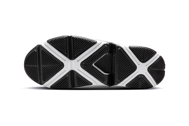 Nike’s GO FlyEase Looks to Keep Things Formal in a New Black and White Colorway