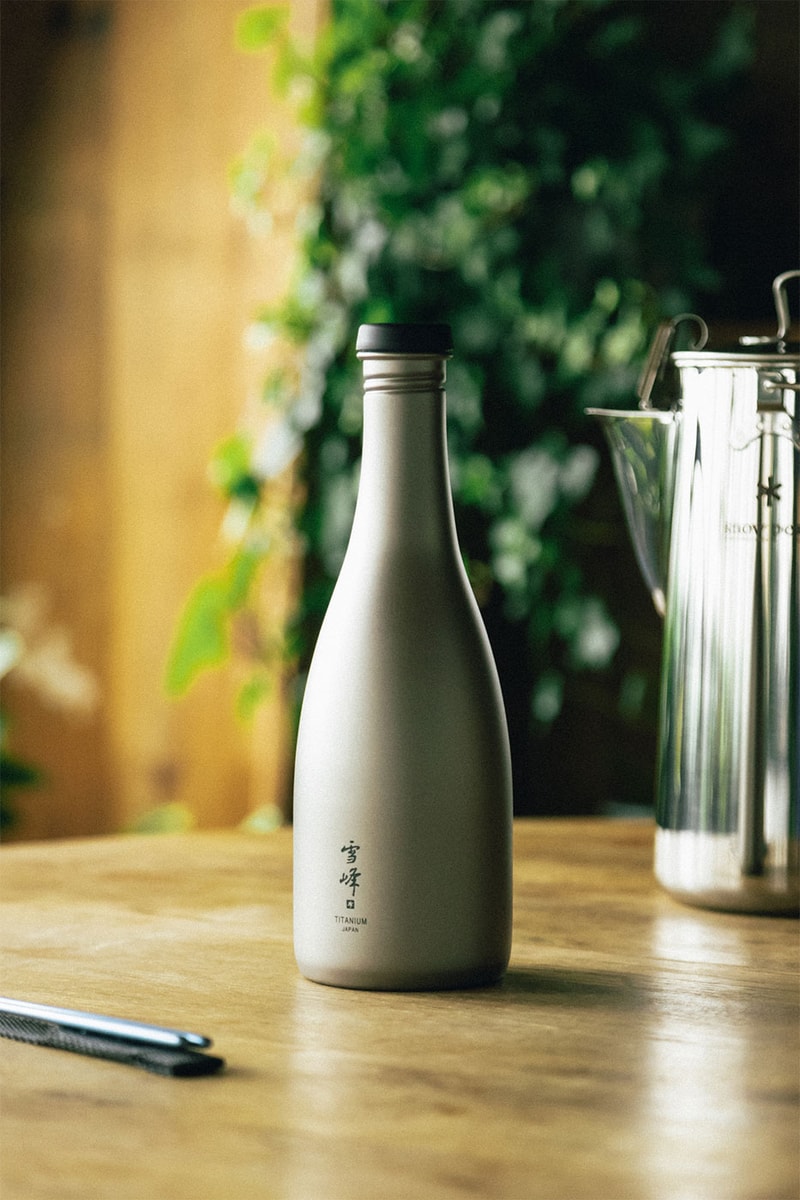 Snow Peak Spring Summer 2022 New Arrivals HBX Release Info Kettle Cutlery Sake Bottle Smokemiester Chair Camping Lantern Light