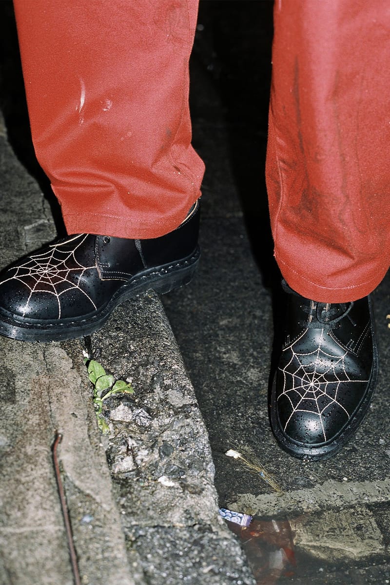 大阪購入Supreme Dr.Martens Spiderweb 3-Eye Shoe 靴