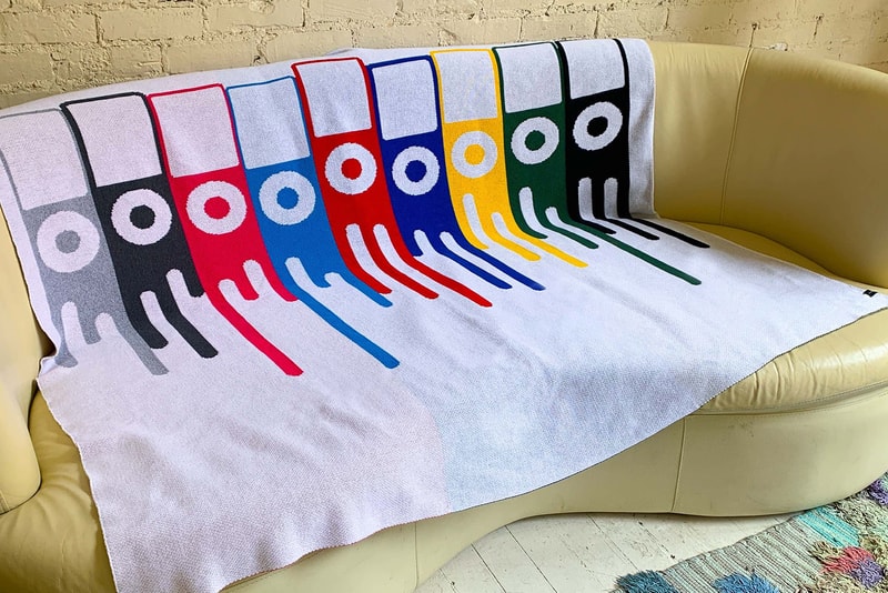Throwboy Mineola Knitting Company apple macintosh retro blanket releases ipod nano 