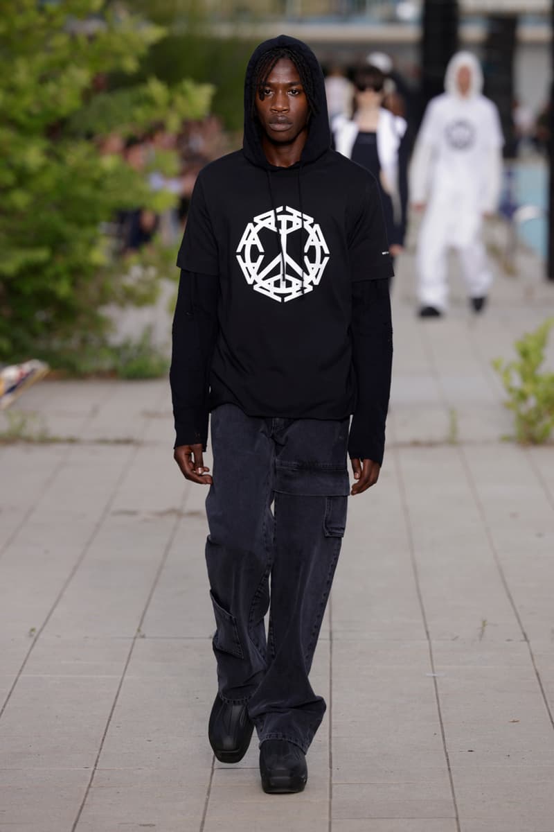 1017 ALYX 9SM Spring/Summer 2023 "MOTION" Runway Show Milan Fashion Week Mens SS23 Matthew M Williams Review Looks Style Nike