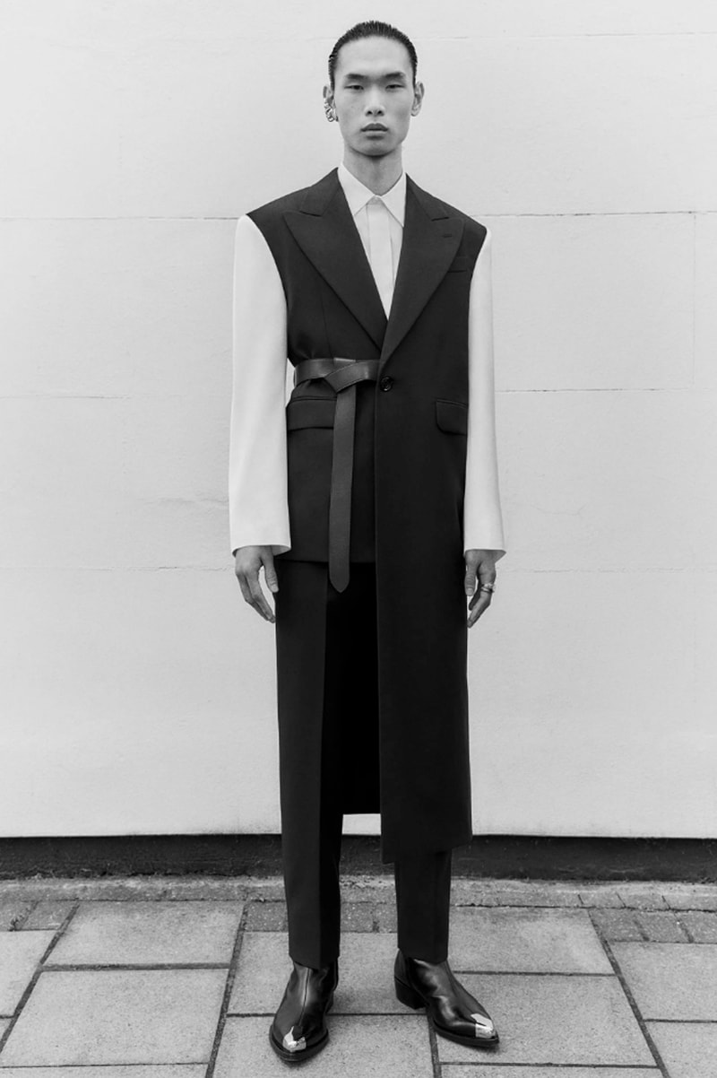 Alexander McQueen Expands Refined House Codes for Fall 2022 Fashion