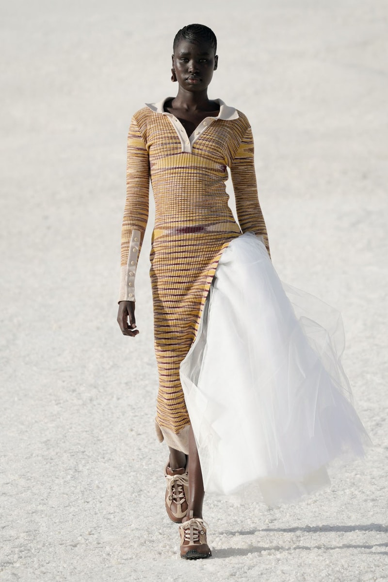 Jacquemus “Le Papier” Fall 2022 Presents a Vision of Tonal Elegance Fashion