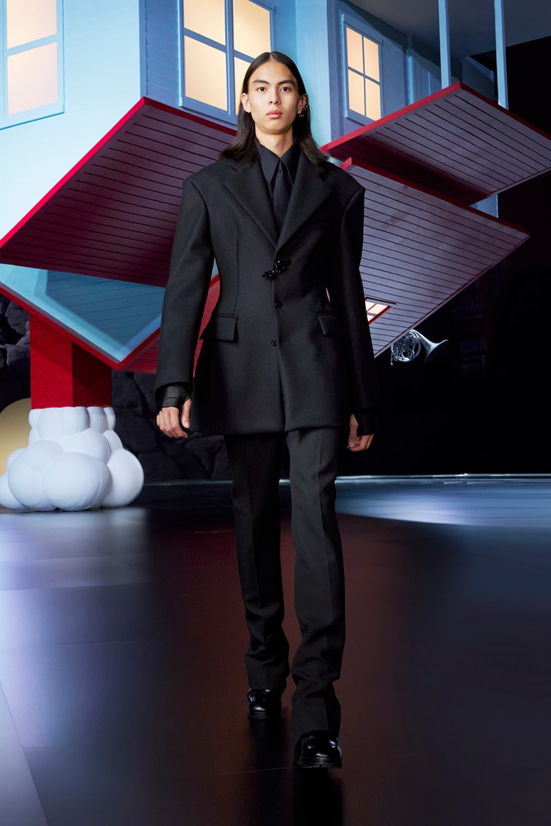 Louis Vuitton’s FW22 Spin-Off Show Lands in Bangkok Fashion