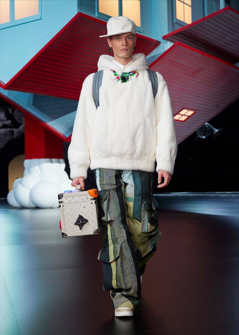 Louis Vuitton’s FW22 Spin-Off Show Lands in Bangkok Fashion