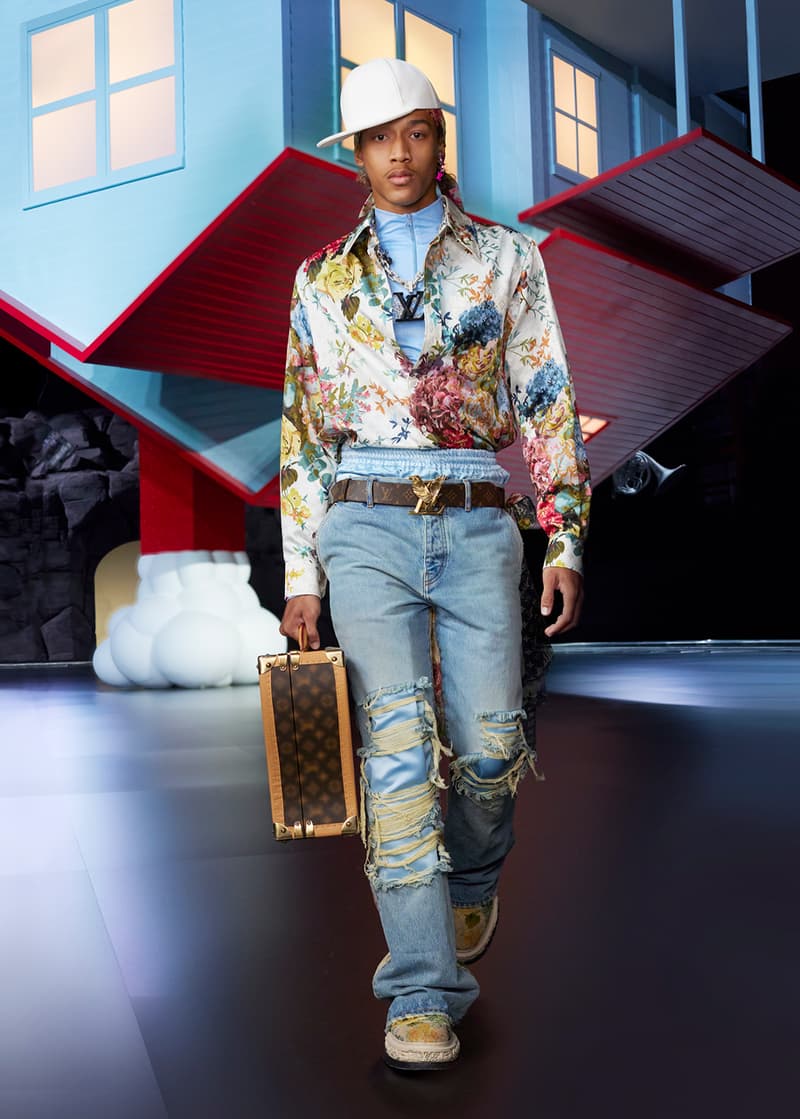 Louis Vuitton’s FW22 Spin-Off Show Lands in Bangkok Fashion