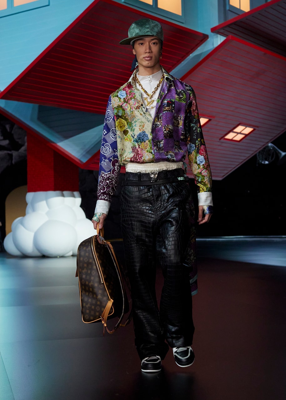 Louis Vuitton’s FW22 Spin-Off Show Lands in Bangkok Fashion