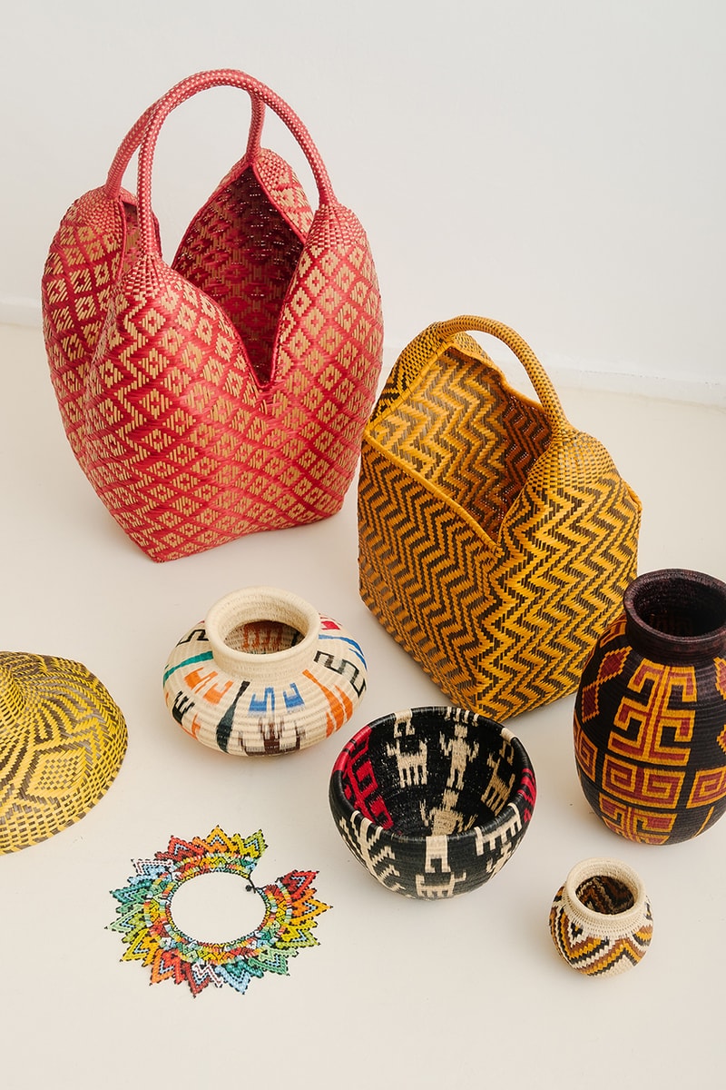 a kind of guise souvenir shop buy cop purchase handmade crafts survival international details Colombia