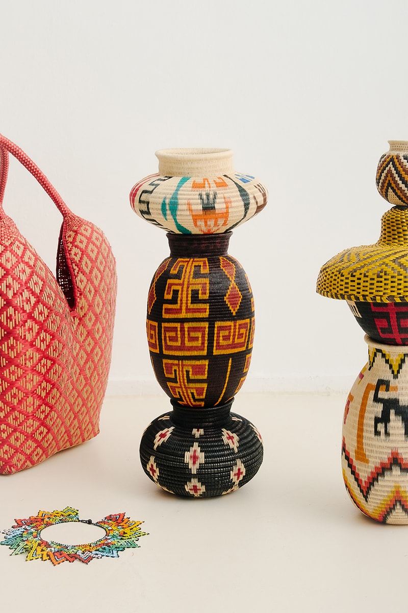 a kind of guise souvenir shop buy cop purchase handmade crafts survival international details Colombia